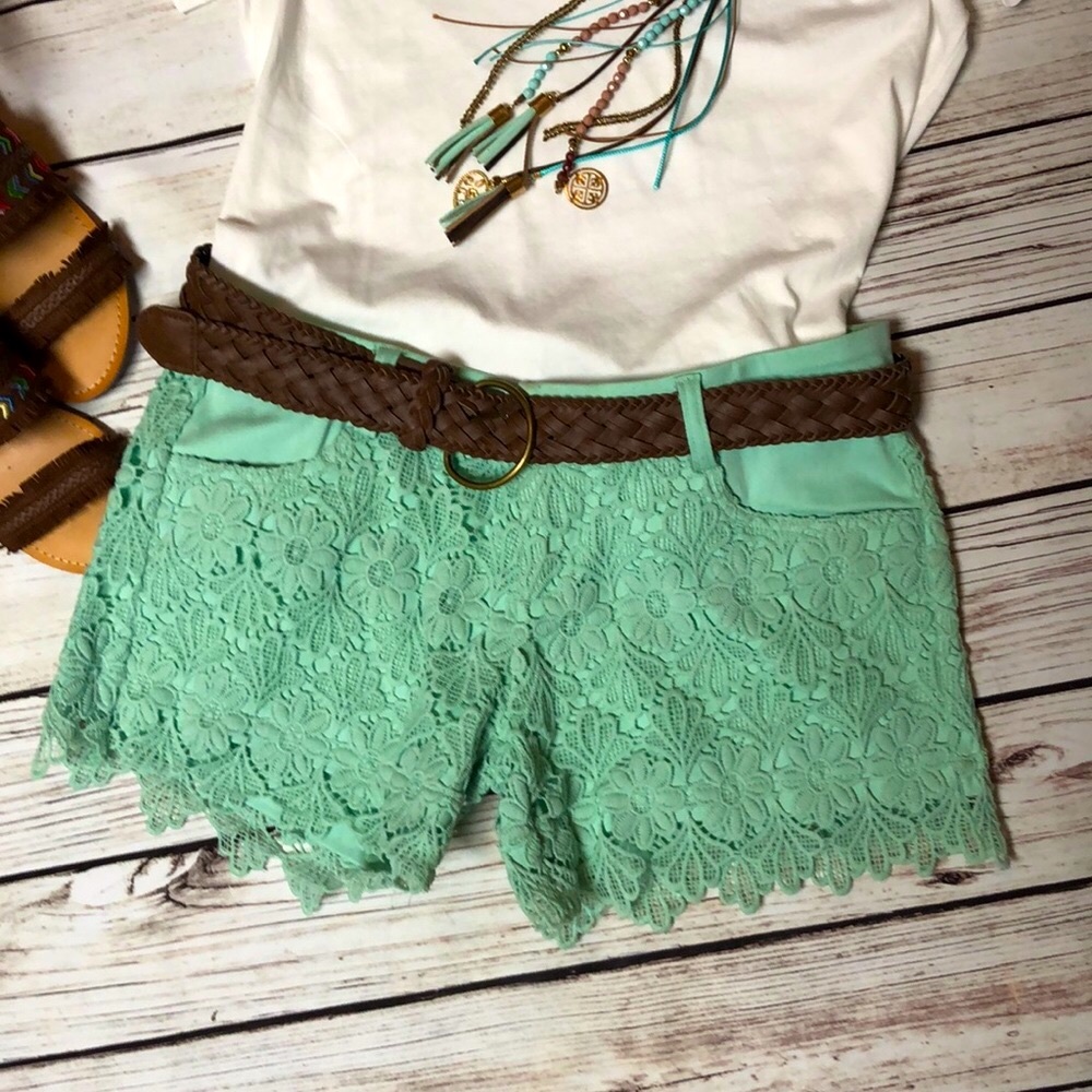 NWT Stretchy I Too Boho Mint Crochet Short - Picture 4 of 6